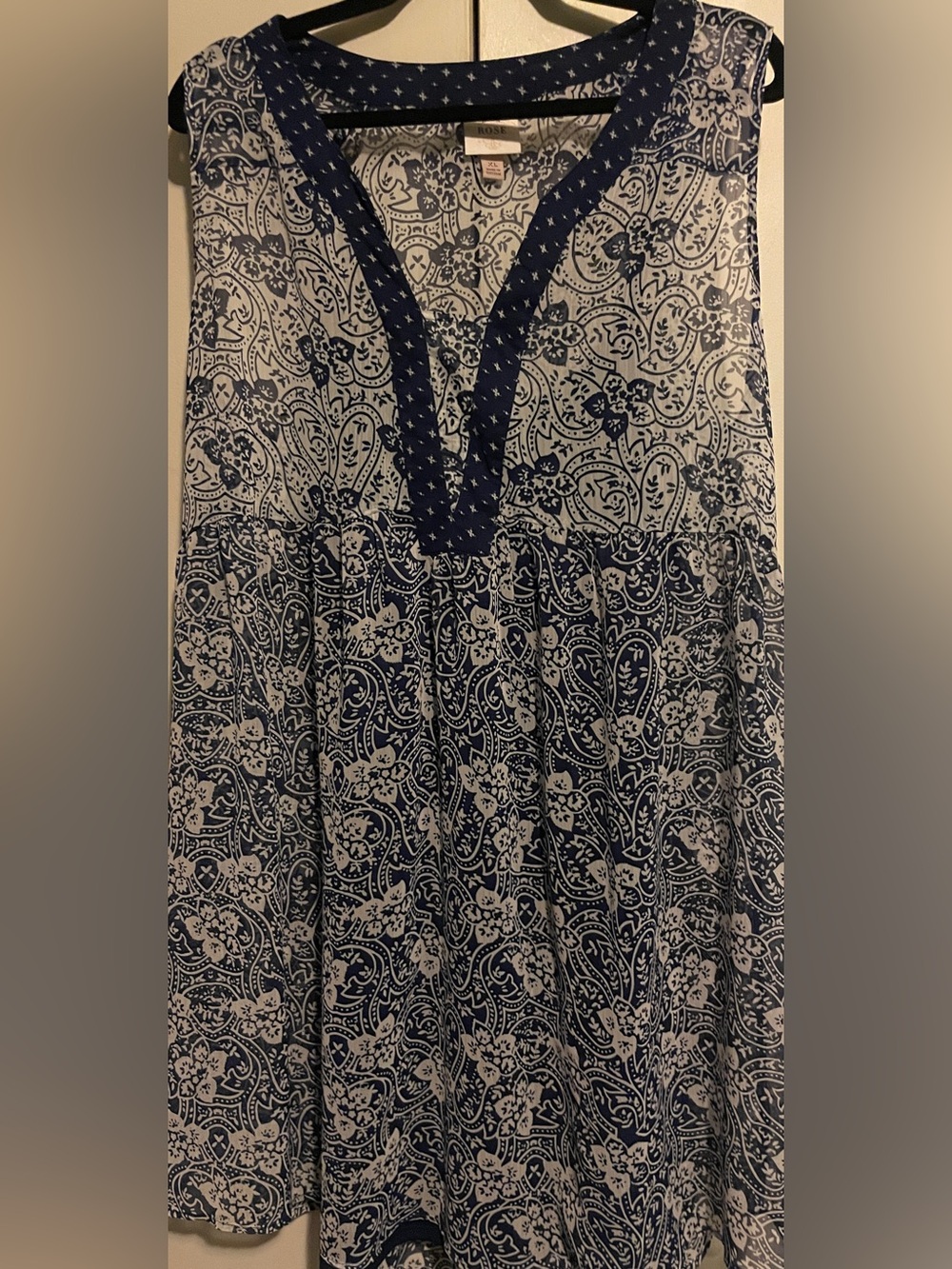 Knox Rose Navy and White Paisley Midi Dress with V-Neck Trim